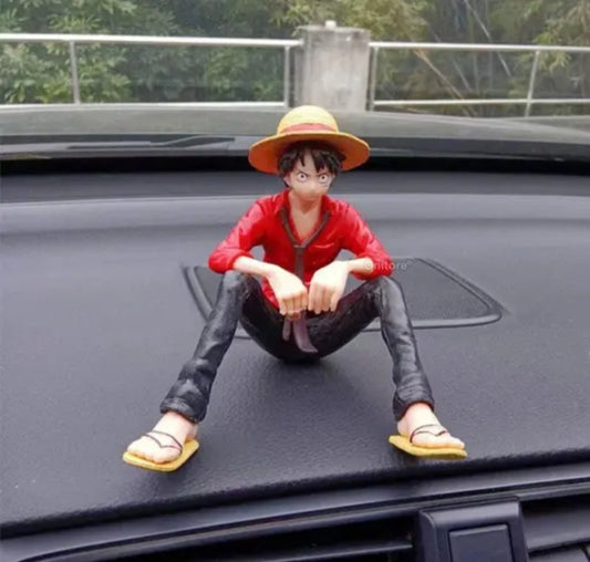 Luffy red sitting - no fear